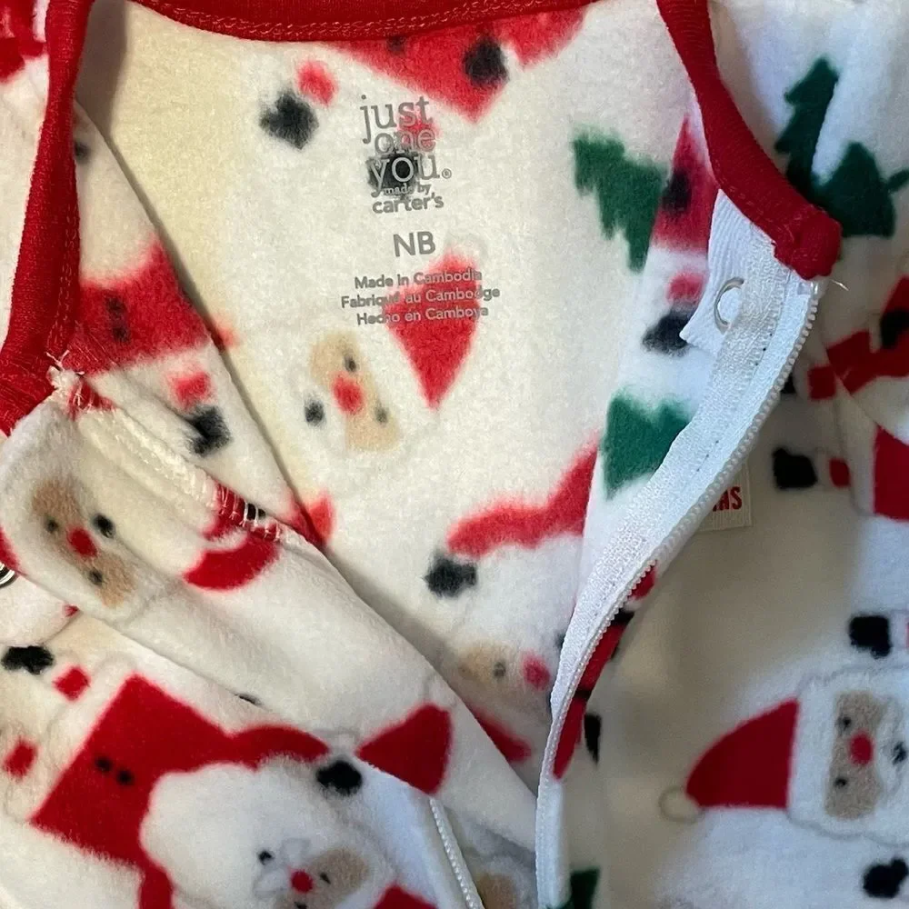 CARTER’S NWT My First Christmas Santa Claus Onesie